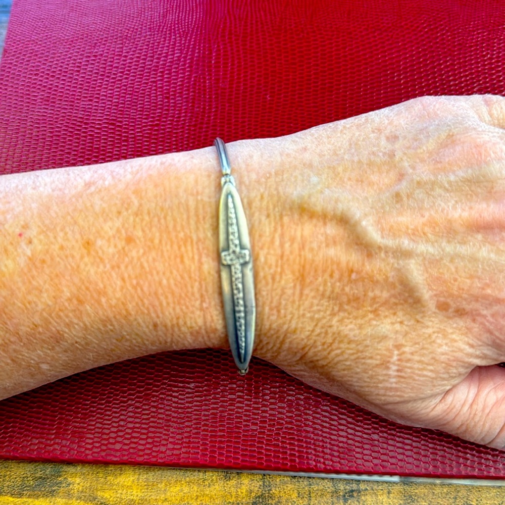 Earth Grace Artisan Jewelry Courage Cross Bravelet